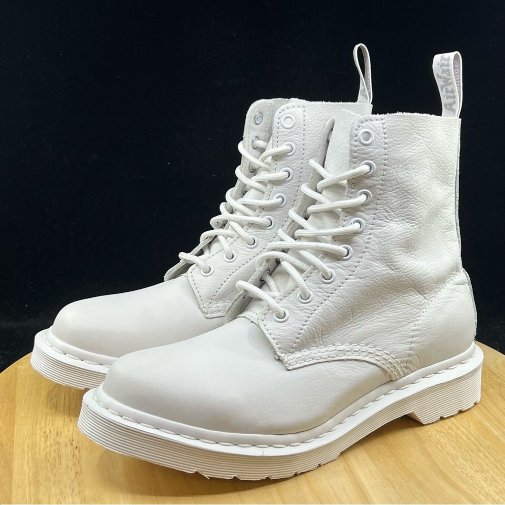 Doc Dr. Martens Smooth Leather Combat Boots Triple White 8-eyelets USA Multi Sz - Picture 2 of 9